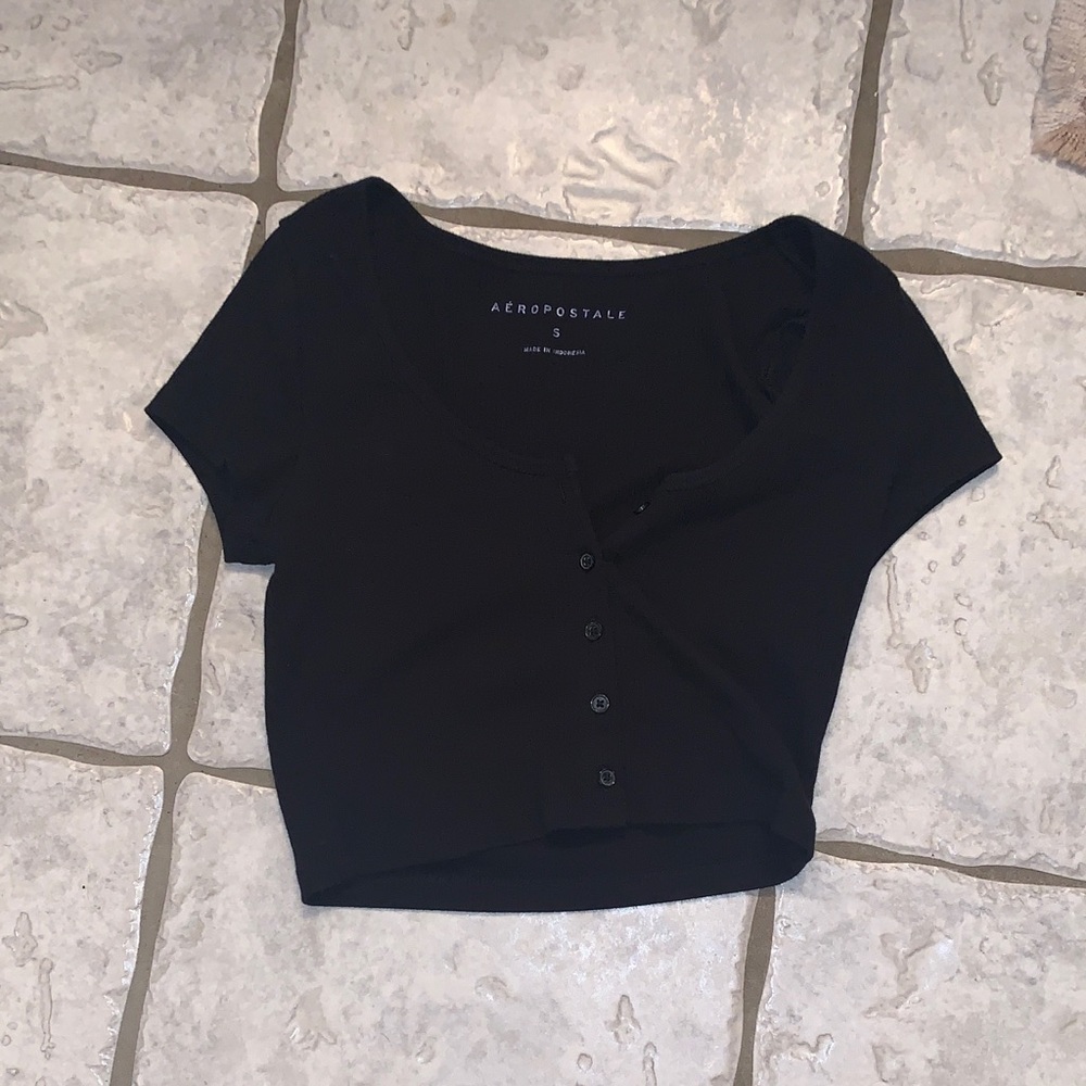 Aeropostale Women's Black Button-Up Crop Top